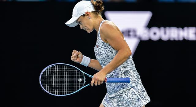 华体会app下载-巴蒂两盘完胜阿尼西莫娃 连续第四年闯进澳网八强